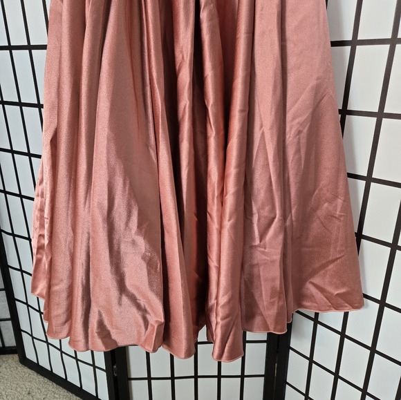 Ivy City Co Rose Satin Fit-and-Flare Midi Formal Dress - Picture 5 of 11